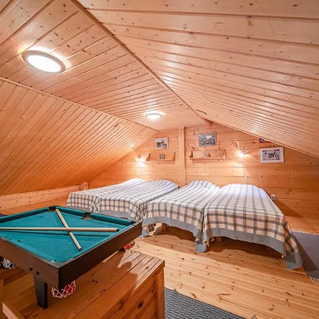 Levillas Kaetkaenlenkki 6a *